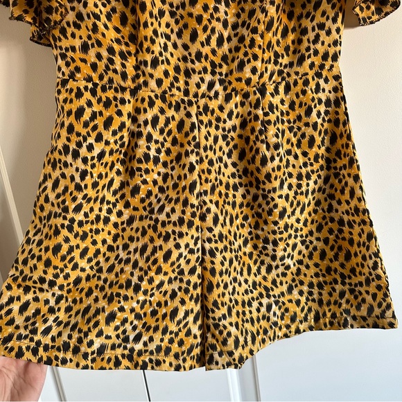 Yellow leopard romper - Picture 10 of 11